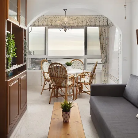 Frontline Beautiful A48 Apartment
